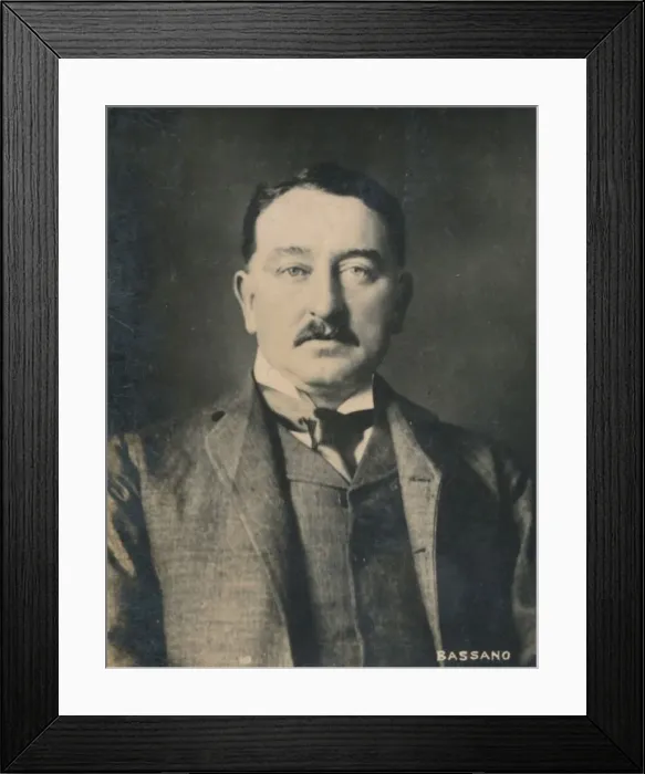 Framed Print : Cecil Rhodes, (1853-1902), English-born South African entrepreneur and statesman, 1894-1907. Artist: Alexander Bassano Framed Print : Cecil Rhodes, (1853-1902), English-born South African entrepreneur and statesman, 1894-1907. Artist: Alexander Bassano