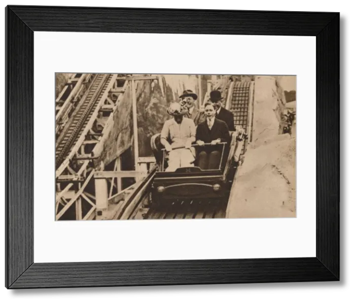 Framed Print : Prince George and Princess Mary at the opening of Earls Court Exhibition, London, 1913 (1935) Framed Print : Prince George and Princess Mary at the opening of Earls Court Exhibition, London, 1913 (1935)