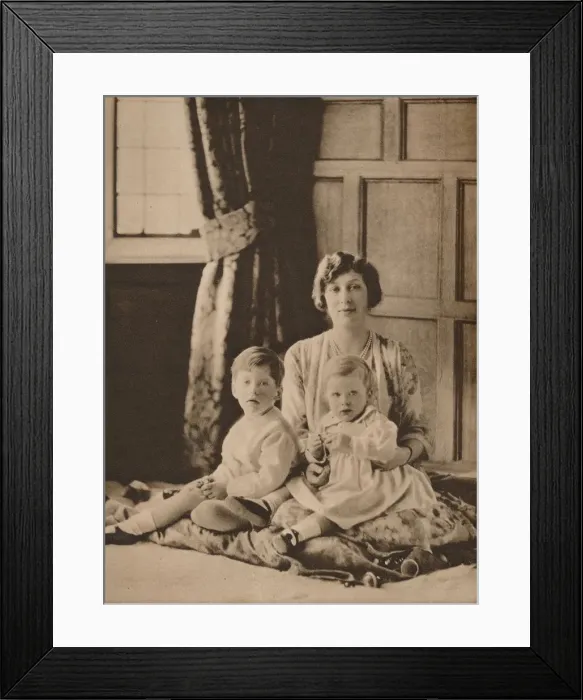 Framed Print : Princess Mary, Viscountess Lascelles, with her two sons, Gerald and George, 1926 (1935) Framed Print : Princess Mary, Viscountess Lascelles, with her two sons, Gerald and George, 1926 (1935)