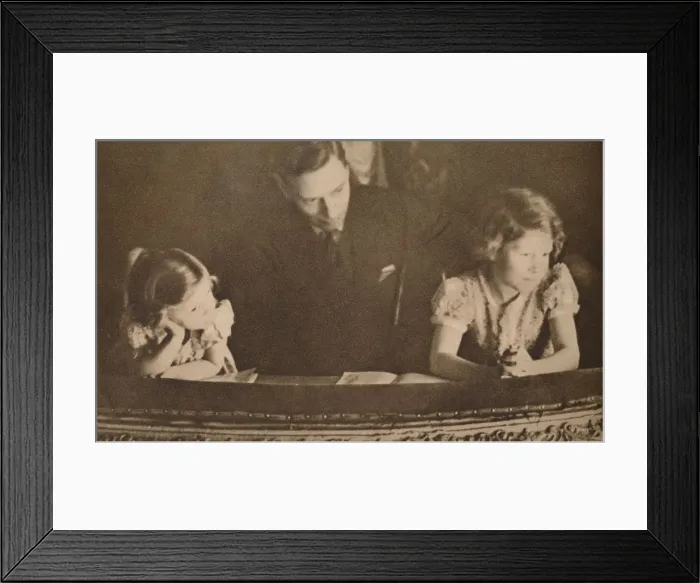 Framed Print : The Duke of York and Princesses Elizabeth and Margaret at the pantomime, 6 February 1935 Framed Print : The Duke of York and Princesses Elizabeth and Margaret at the pantomime, 6 February 1935