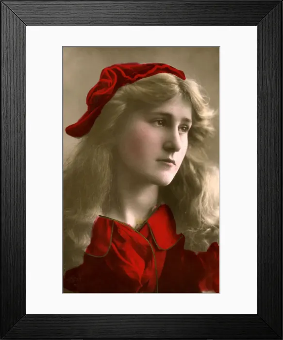 Framed Print : Phyllis Dare (1890-1975), English actress, 1906. Artist: Foulsham and Banfield Framed Print : Phyllis Dare (1890-1975), English actress, 1906. Artist: Foulsham and Banfield