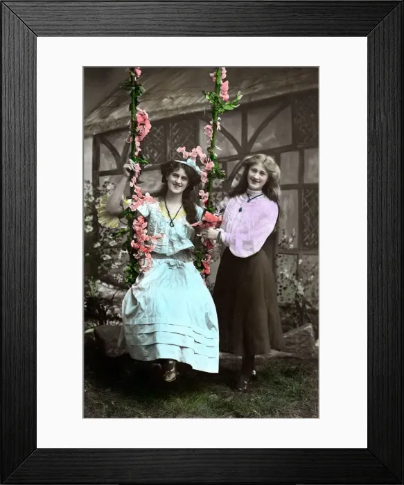 Framed Print : Zena (1887-1975) and Phyllis (1890-1975) Dare, English actresses, 1906. Artist: Foulsham and Banfield Framed Print : Zena (1887-1975) and Phyllis (1890-1975) Dare, English actresses, 1906. Artist: Foulsham and Banfield