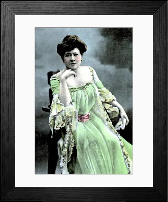 Framed Print : Marie Tempest (1864-1942), English singer and actress, 1905. Artist:s Hildesheimer & Co Framed Print : Marie Tempest (1864-1942), English singer and actress, 1905. Artist:s Hildesheimer & Co