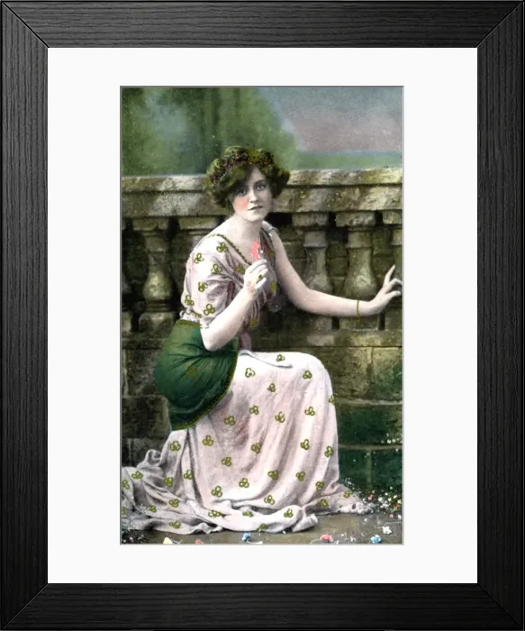 Framed Print : Gabrielle Ray (1883-1973), English actress, early 20th century. Artist: W&D Downey Framed Print : Gabrielle Ray (1883-1973), English actress, early 20th century. Artist: W&D Downey