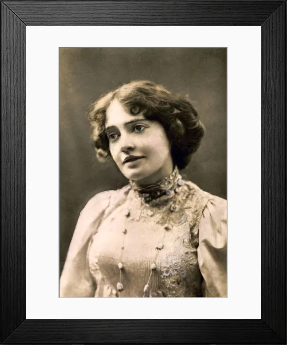 Framed Print : Dorothea Baird (1875-1933), English actress, 1903. Artist: Rotary Photo Framed Print : Dorothea Baird (1875-1933), English actress, 1903. Artist: Rotary Photo