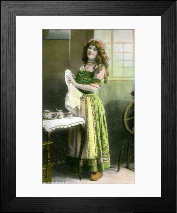 Framed Print : Mabel Love (1874-1953), English actress and dancer, 1903 Framed Print : Mabel Love (1874-1953), English actress and dancer, 1903