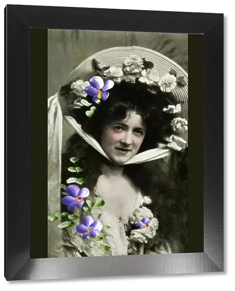 Gladys Huxley, actress, 1908