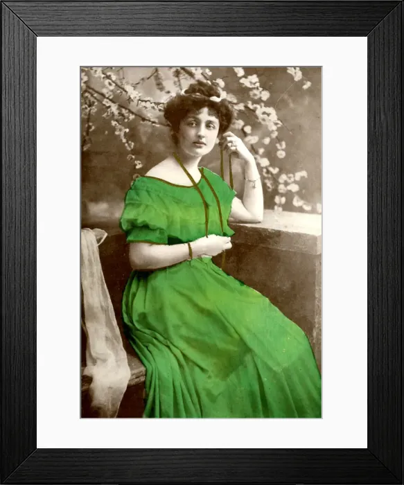 Framed Print : Lilian Braithwaite (1873-1948), English actress, 1907 Framed Print : Lilian Braithwaite (1873-1948), English actress, 1907