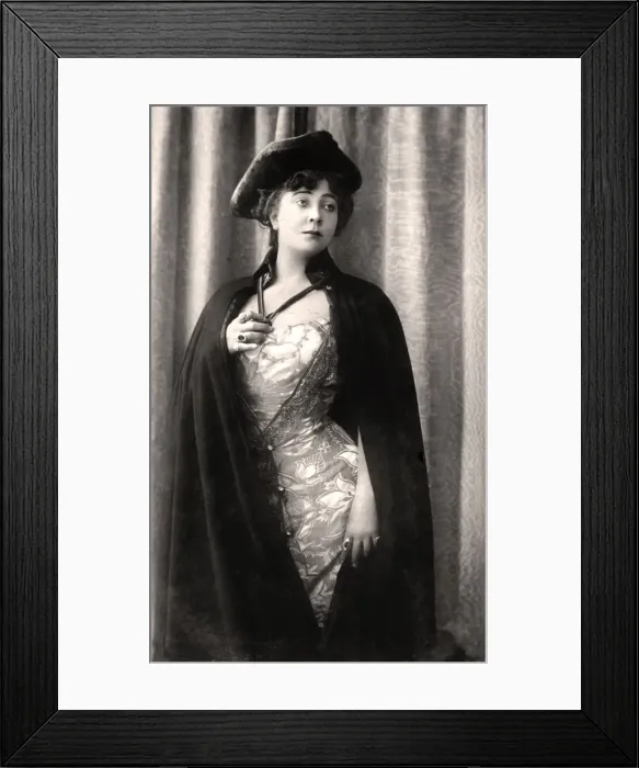 Framed Print : Olga Nethersole (c1863-1951), English actress and theatre producer, early 20th century. Artist: Rotary Photo Framed Print : Olga Nethersole (c1863-1951), English actress and theatre producer, early 20th century. Artist: Rotary Photo