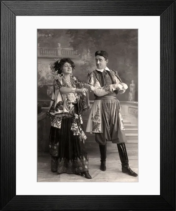Framed Print : Lily Elsie and Joseph Coyne in The Merry Widow, 1908. Artist: Foulsham and Banfield Framed Print : Lily Elsie and Joseph Coyne in The Merry Widow, 1908. Artist: Foulsham and Banfield