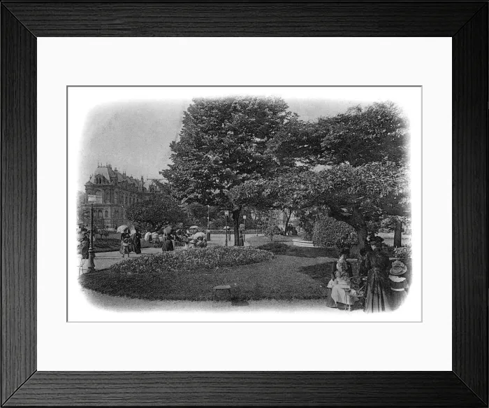 Framed Print : Gardens of the Hotel de Ville, Le Havre, Normandy, France, early 20th century Framed Print : Gardens of the Hotel de Ville, Le Havre, Normandy, France, early 20th century