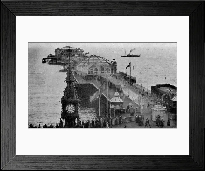 Framed Print : Brighton Aquarium and Palace Pier, Brighton, East Sussex, early 20th century Framed Print : Brighton Aquarium and Palace Pier, Brighton, East Sussex, early 20th century