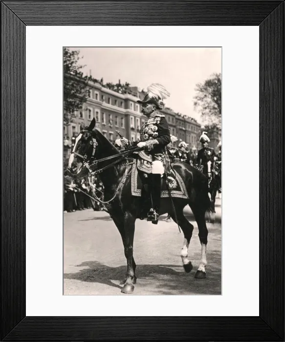 Framed Print : Field Marshal Earl Kitchener (1850-1916), early 20th century. Artist: Rotary Photo Framed Print : Field Marshal Earl Kitchener (1850-1916), early 20th century. Artist: Rotary Photo