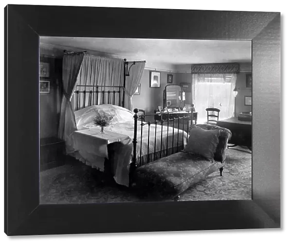 Edwardian bedroom, 1909