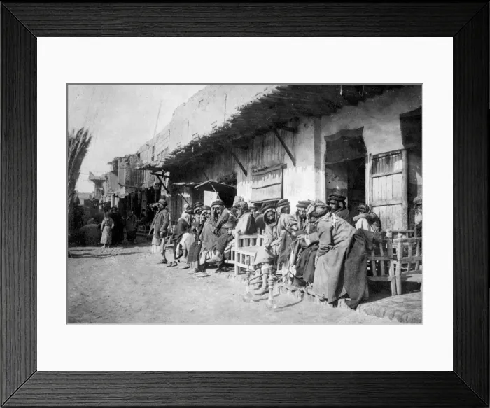 Framed Print : Arab cafe, Kazimain, Iraq, 1917-1919 Framed Print : Arab cafe, Kazimain, Iraq, 1917-1919