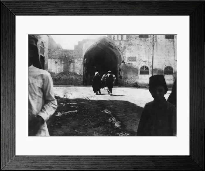 Framed Print : Entrance of Baghdad bazaar, Mesopotamia, WWI, 1918 Framed Print : Entrance of Baghdad bazaar, Mesopotamia, WWI, 1918
