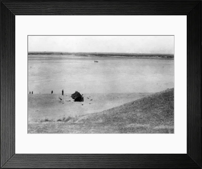 Framed Print : Tigris River, Samarra, Mesopotamia, 1918 Framed Print : Tigris River, Samarra, Mesopotamia, 1918