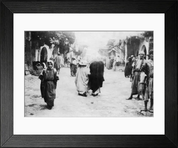 Framed Print : Market, Mosul, Mesopotamia, 1918 Framed Print : Market, Mosul, Mesopotamia, 1918