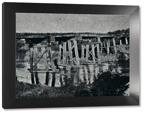 Antiga Ponte dobre o Rio Mogy-Guassu, 1895. Artist: Alberto Loefgren