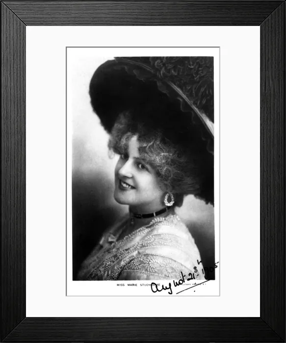 Framed Print : Marie Studholme (1875-1930), English actress, 1905 Framed Print : Marie Studholme (1875-1930), English actress, 1905