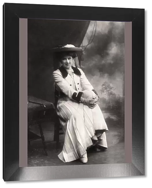 Decima Moore (1871-1964), English actress, 1907. Artist: Bassano Studio