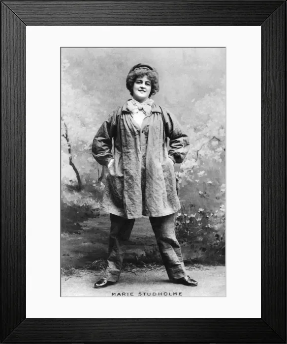 Framed Print : Marie Studholme (1875-1930), English actress, 1900s Framed Print : Marie Studholme (1875-1930), English actress, 1900s