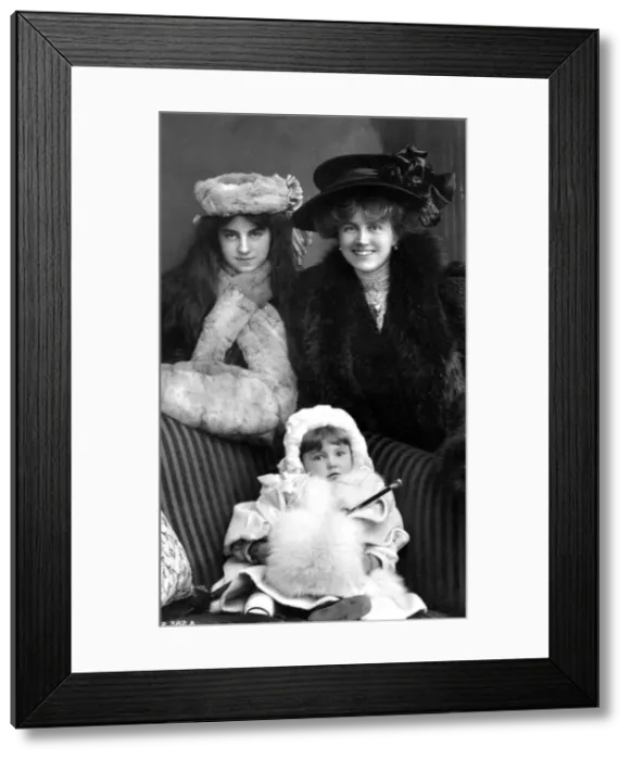 Framed Print : Ellaline Terriss (1872-1971), English actress and singer, 1908. Artist: Rotary Photo Framed Print : Ellaline Terriss (1872-1971), English actress and singer, 1908. Artist: Rotary Photo