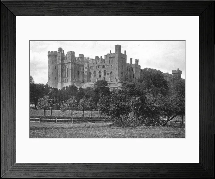 Framed Print : Arundel Castle, Arundel, West Sussex, c1900s-1920s Framed Print : Arundel Castle, Arundel, West Sussex, c1900s-1920s