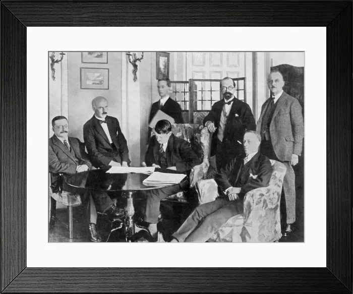 Framed Print : The treaty makers, 6 December 1921 Framed Print : The treaty makers, 6 December 1921