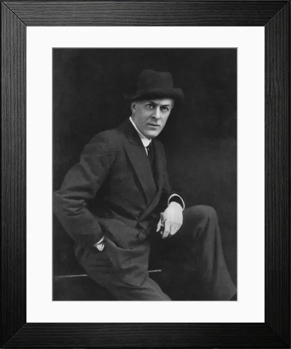 Framed Print : Sir George Alexander (1858-1918), theatrical actor-manager, 1911-1912. Artist: Alfred Ellis & Walery Framed Print : Sir George Alexander (1858-1918), theatrical actor-manager, 1911-1912. Artist: Alfred Ellis & Walery