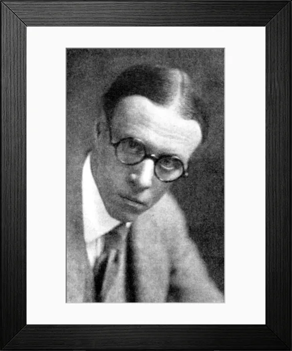 Framed Print : Sinclair Lewis, Author of Main Street & Babbit!, American Novelist, 1923. Artist: Emil Otto Hoppe Framed Print : Sinclair Lewis, Author of Main Street & Babbit!, American Novelist, 1923. Artist: Emil Otto Hoppe