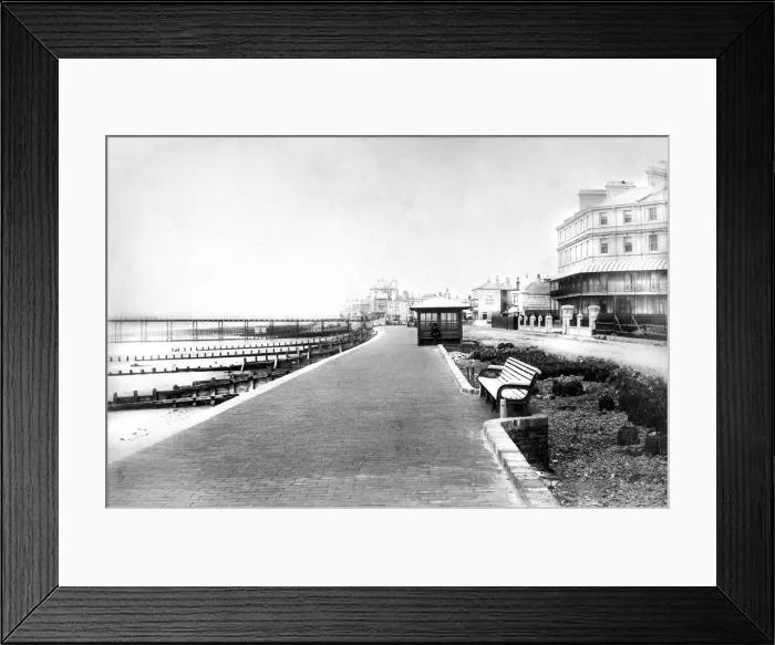 Framed Print : Bognor Parade, c1882 Framed Print : Bognor Parade, c1882