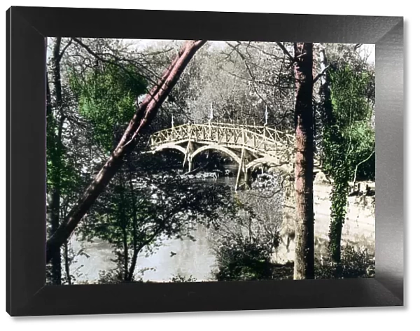 Bridge over the River Thames at Nuneham Courtenay, Oxfordshire, 1926. Artist: Cavenders Ltd