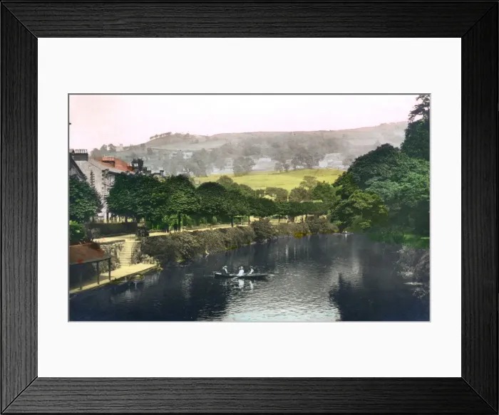 Framed Print : The River Derwent at Matllock, Derbyshire, 1926. Artist: Cavenders Ltd Framed Print : The River Derwent at Matllock, Derbyshire, 1926. Artist: Cavenders Ltd
