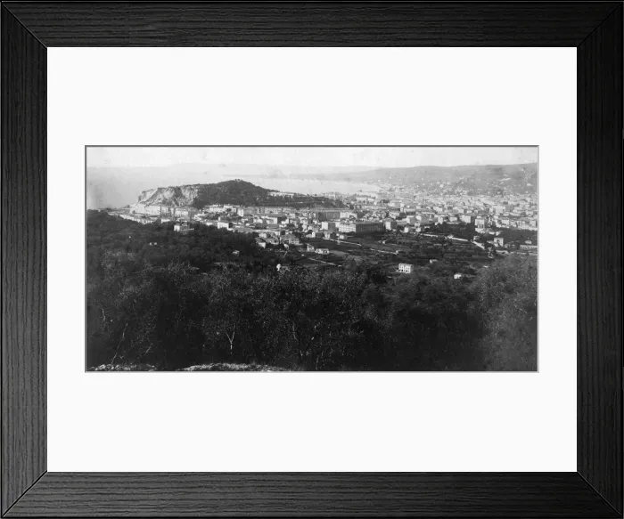 Framed Print : Nice, France, c1910s Framed Print : Nice, France, c1910s
