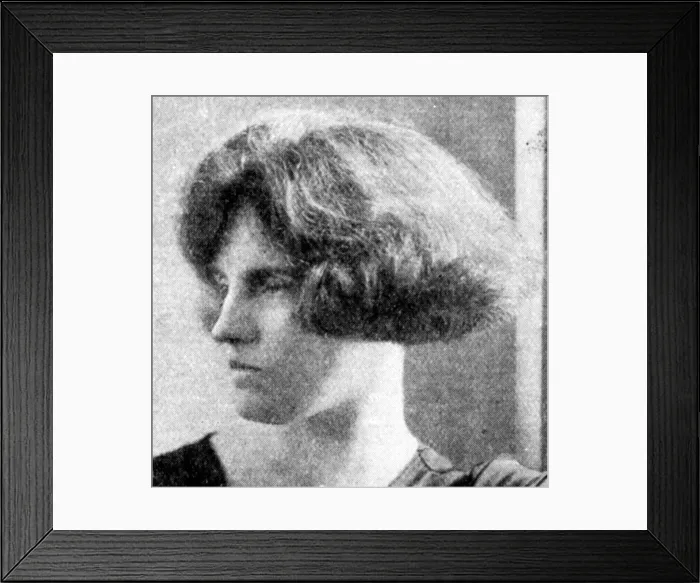 Framed Print : Beatrice Seymour (1886-1955), British writer, early 20th century Framed Print : Beatrice Seymour (1886-1955), British writer, early 20th century