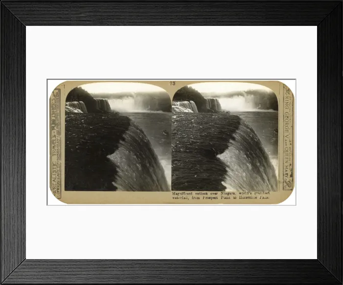 Framed Print : The Niagra Falls, from Prospect Point to Horseshoe Falls, late 19th century Framed Print : The Niagra Falls, from Prospect Point to Horseshoe Falls, late 19th century