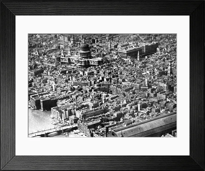 Framed Print : Aerial view of London, showing St Pauls Cathedral, 1926 Framed Print : Aerial view of London, showing St Pauls Cathedral, 1926