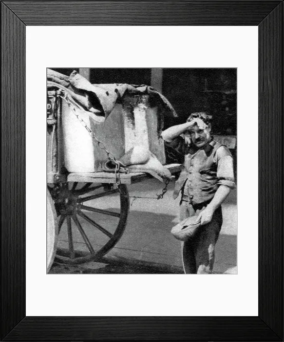 Framed Print : An ice man with his cart, London, 1926-1927