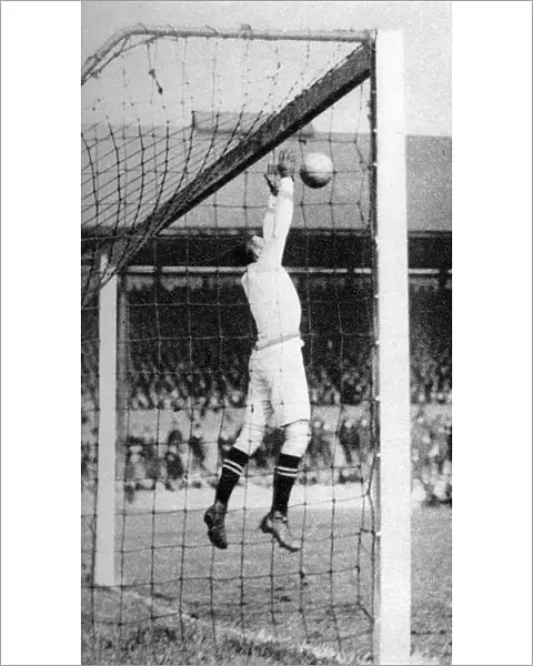 Howard Baker, goalkeeper, Stamford Bridge, London, 1926-1927