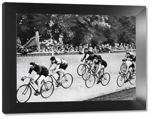 Ten miles amateur cycling championship, Herne Hill cycle track, London, 1926-1927