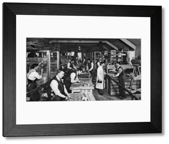 Framed Print : Blind mat-makers of St Dunstans, London, 1926-1927 Framed Print : Blind mat-makers of St Dunstans, London, 1926-1927