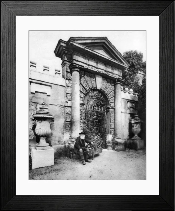 Framed Print : Inigo Jones gateway, Chiswick House, London, 1926-1927. Artist: King Framed Print : Inigo Jones gateway, Chiswick House, London, 1926-1927. Artist: King