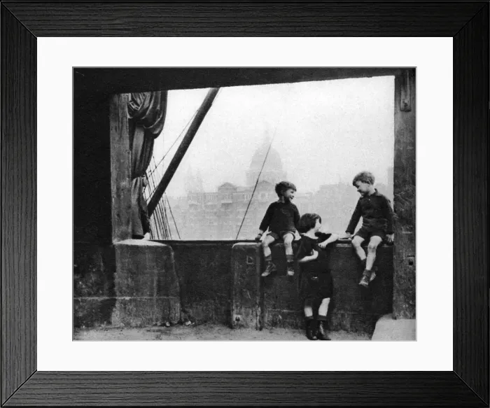 Framed Print : Bankside, around Blackfriars Bridge, London, 1926-1927. Artist: Paterson