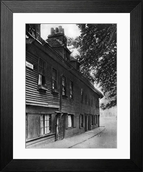 Framed Print : An old wooden house in Collingwood Street, London, 1926-1927. Artist: Whiffin Framed Print : An old wooden house in Collingwood Street, London, 1926-1927. Artist: Whiffin