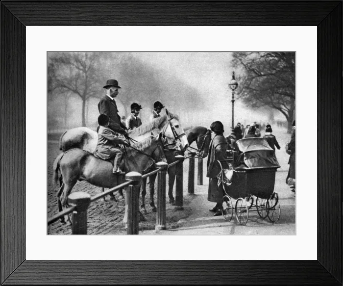 Framed Print : Rotten Row, Hyde Park, London, 1926-1927 Framed Print : Rotten Row, Hyde Park, London, 1926-1927