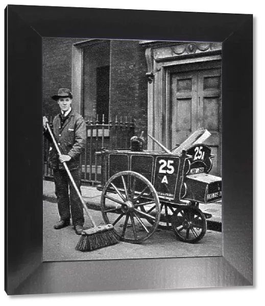 Road sweeper, London, 1926-1927