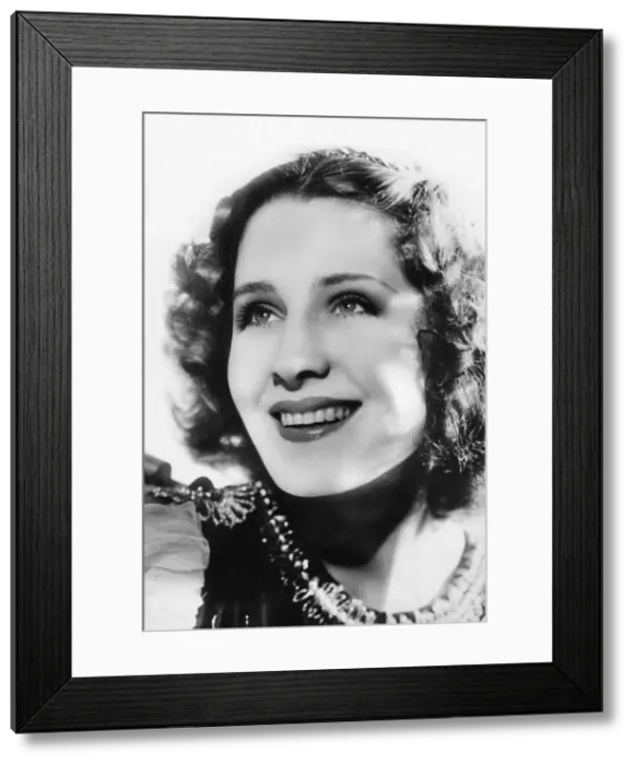 Framed Print : Norma Shearer (1902-1983), Canadian actress, c1930s-c1940s Framed Print : Norma Shearer (1902-1983), Canadian actress, c1930s-c1940s