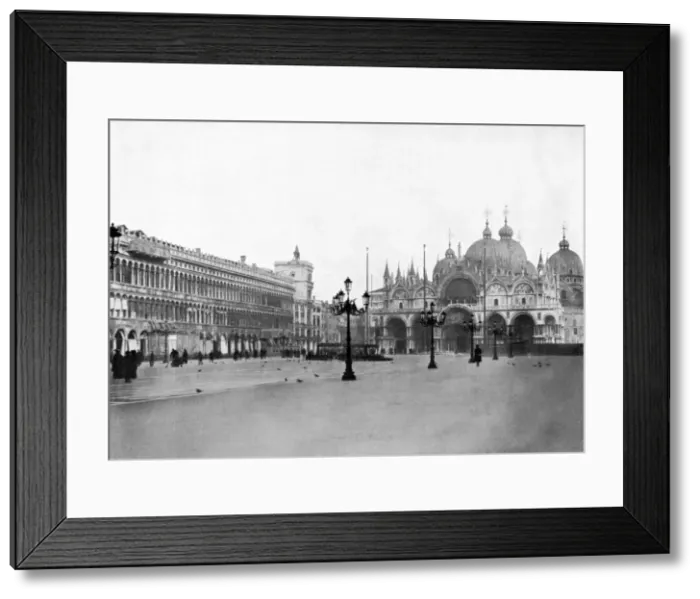 Framed Print : Plaza San Marco, Venice, Italy, 1908-1909. Artist: Homer L Knight Framed Print : Plaza San Marco, Venice, Italy, 1908-1909. Artist: Homer L Knight