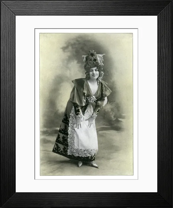 Framed Print : Charlotte Wiehe, 1901. Artist: Charles Reutlinger Framed Print : Charlotte Wiehe, 1901. Artist: Charles Reutlinger